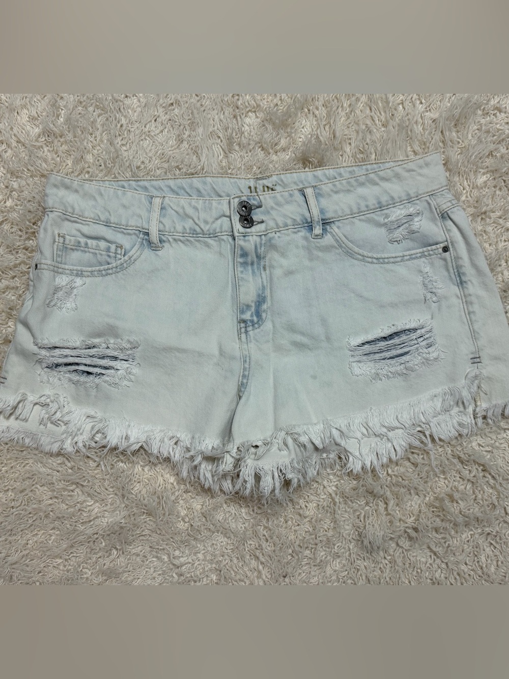 True Craft women’s 13 Light Wash Distressed Denim Shorts with frayed hem